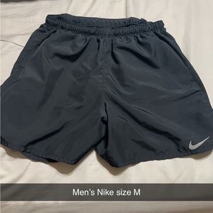 Men’s Black Nike shorts size medium